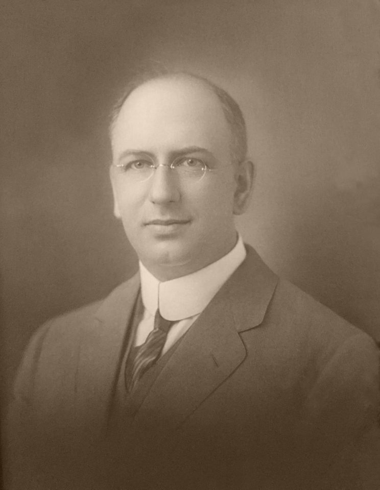 Charles P Dow, PM 1913