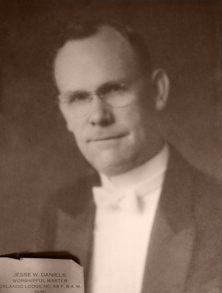 Jesse Daniels, PM 1930