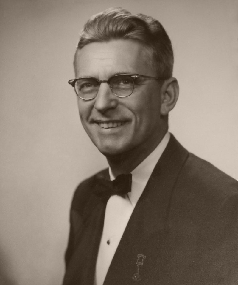 Burt Rutledge, PM 1952